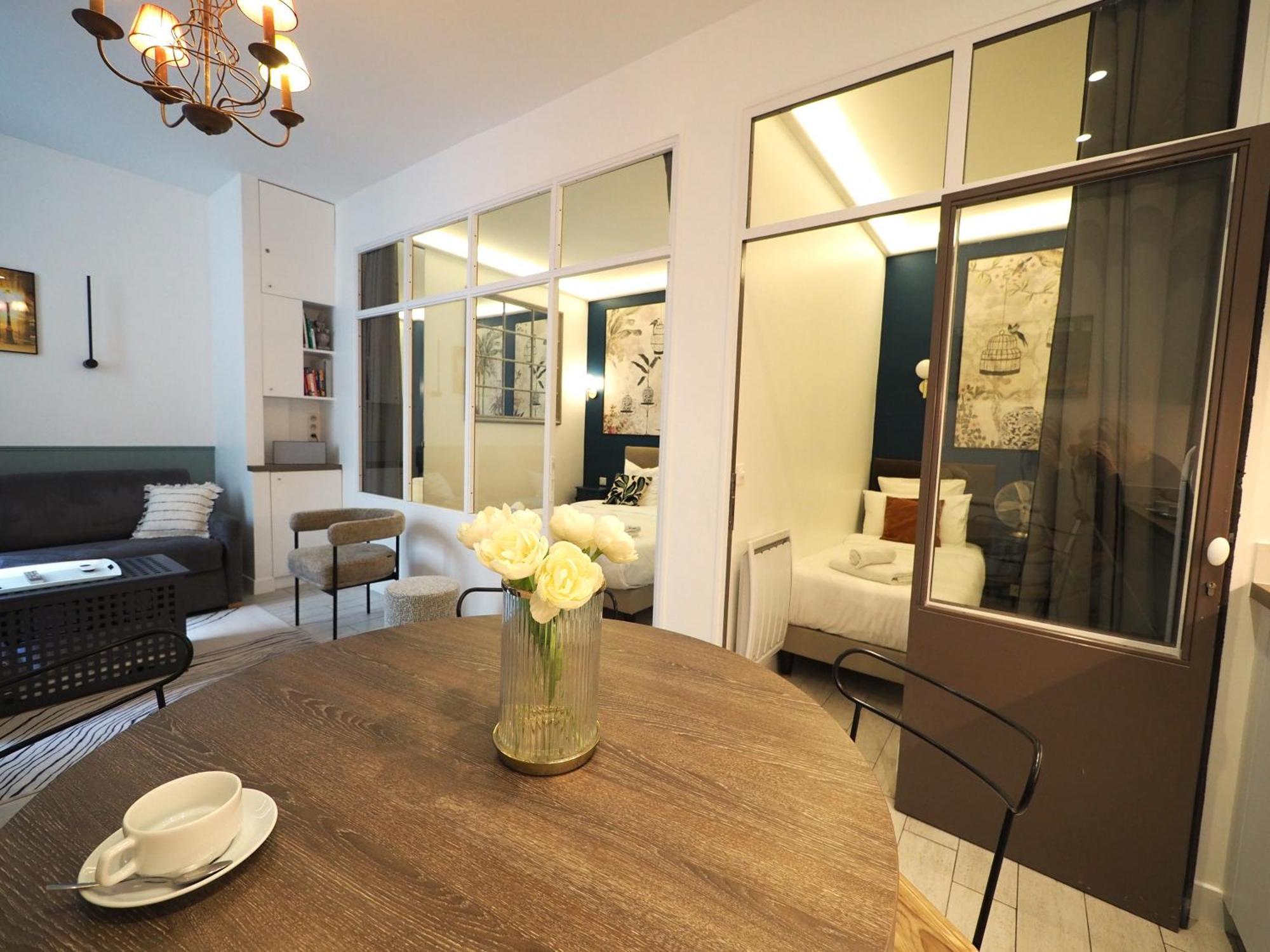 Saint Germain Elegant Chicsuites Paris Exterior foto